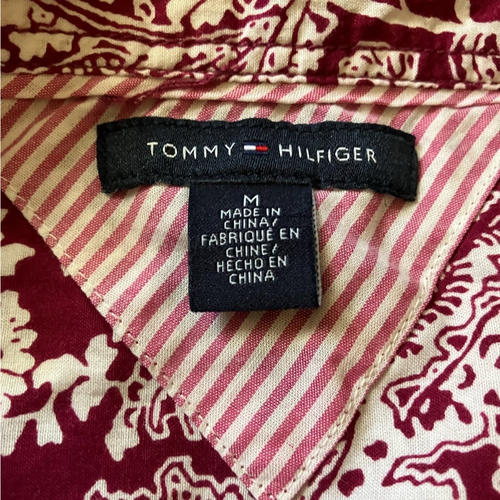 Tommy Hilfiger Burgundy Paisley ButtonUp Half Sleeve Size Medium Shirt - Picture 4 of 4